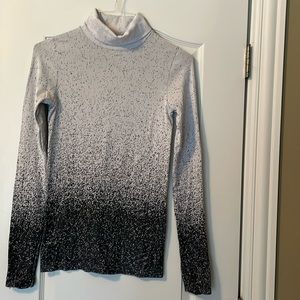 Athleta flurry base layer ombré turtleneck